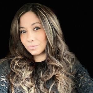 Meet your Posher, Diana